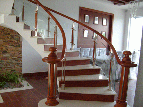 Cầu thang kính đẹp tại hải phòng
